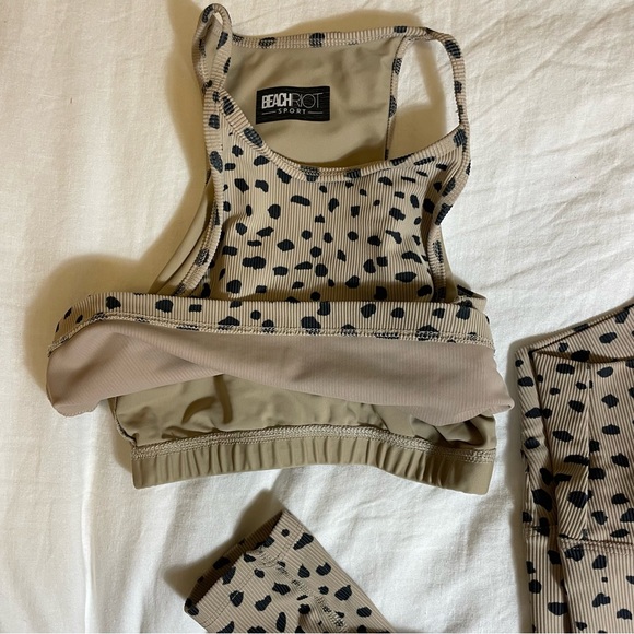 Beach Riot Cheetah set - Picture 4 of 6